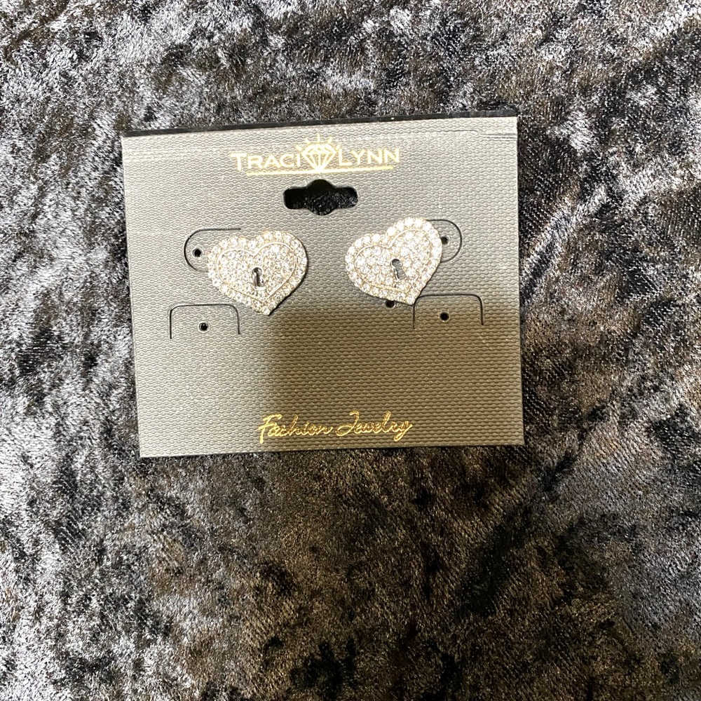 Traci Lynn - Unlock My Heart Pierced Earrings